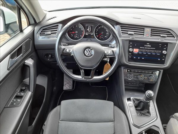 Volkswagen - Tiguan Allspace.jpg